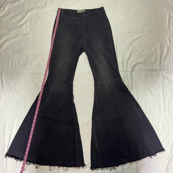 Free People "Just Float On" Flare Jeans – Washed Black, Frayed Hems – Size 28 - Picture 4 of 16